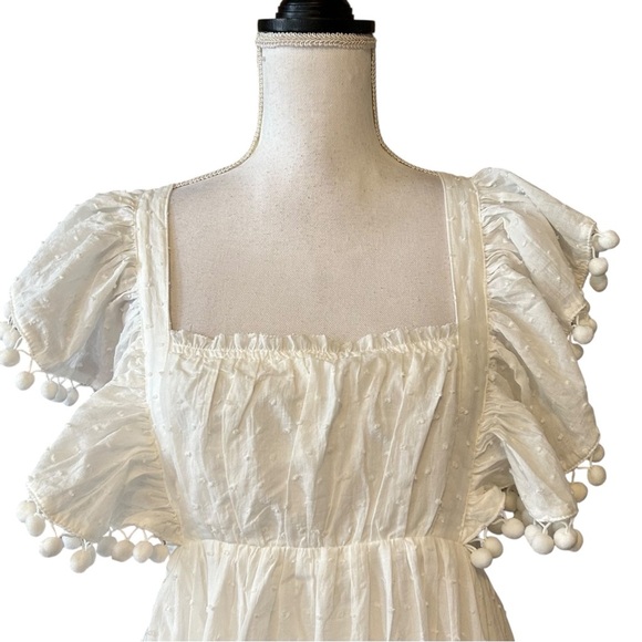 LULUS Chasing Summer White Swiss Dot Tie-Back Maxi Dress SZ Small White NEW - Picture 3 of 10